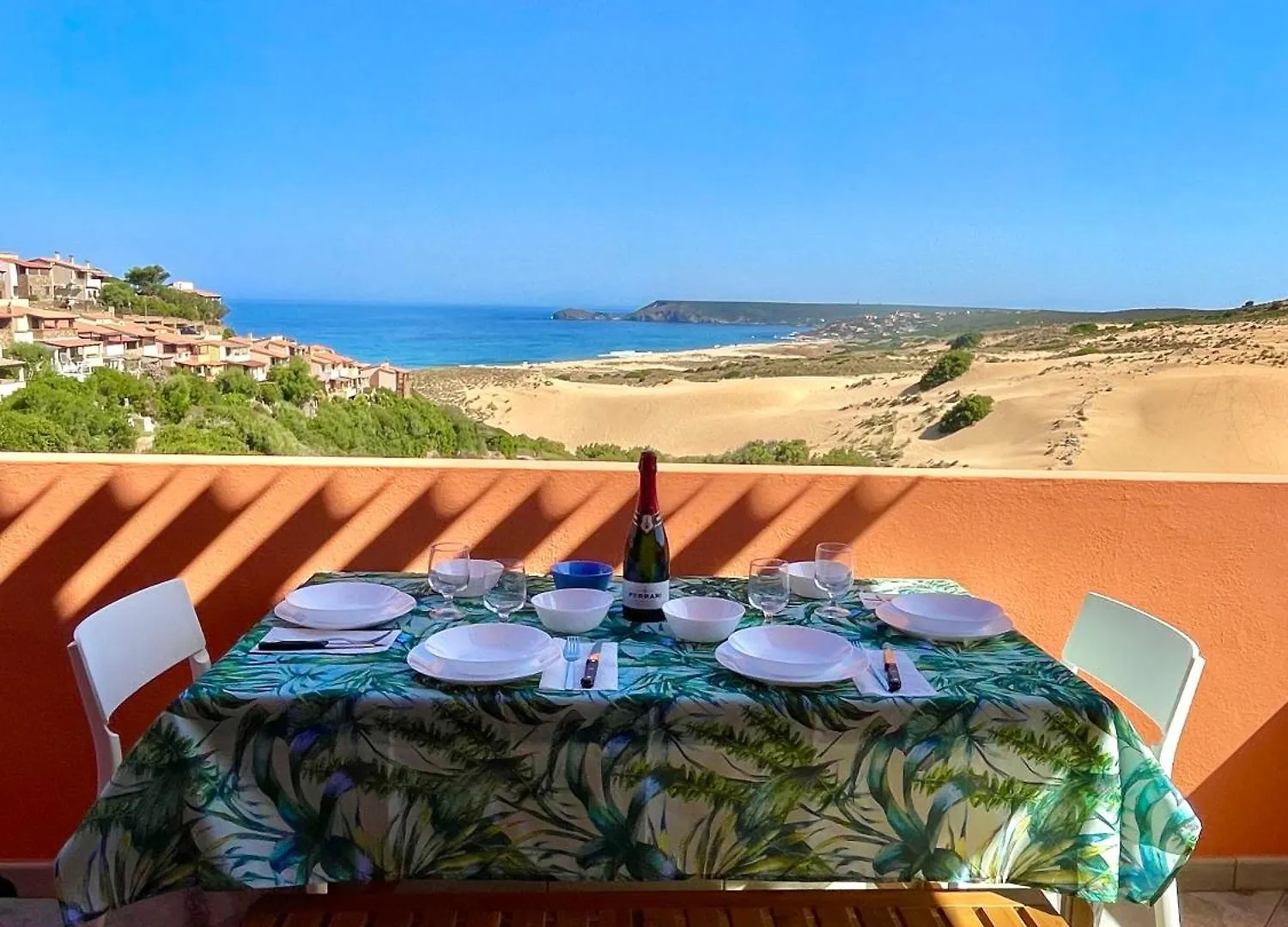 -Torre Dei Corsari- Terrazza Sul Mare Apartamento 0*,  Itália